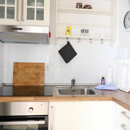 2 Zimmerwohnung Mit Balkon Liegt In Der 1 Etage Und Ist Ideal Fuer 2 Bis 3 Personen شقة فيسترلاند