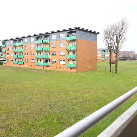 شقة 2 Zimmerwohnung Mit Balkon Liegt In Der 1 Etage Und Ist Ideal Fuer 2 Bis 3 Personen